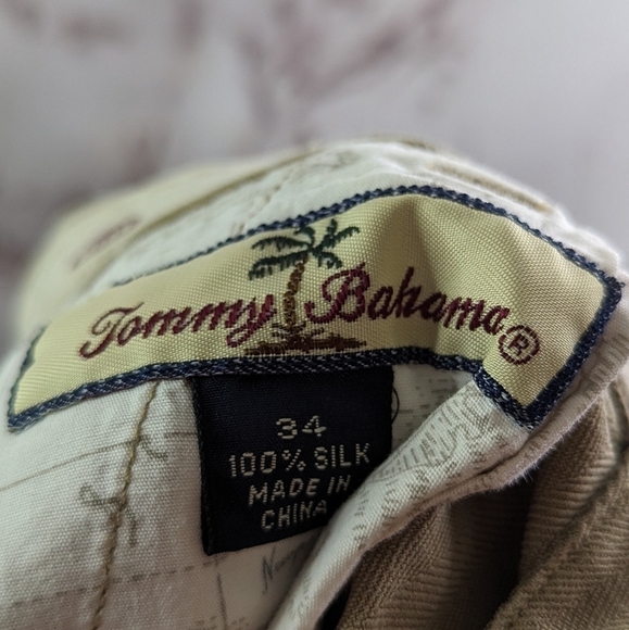 Tommy Bahama Shorts Mens 34 Brown Silk 8 9 Inch Beach Vacation Summer Pleated - Picture 3 of 12